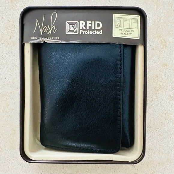 Nash Men’s wallet in brown leather.  9 1/4” open 
3” x 4” folded NWT - Picture 2 of 6
